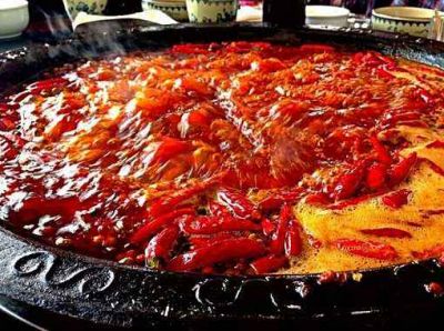 重慶火鍋底料廠家，重慶火鍋各具特色的味道
