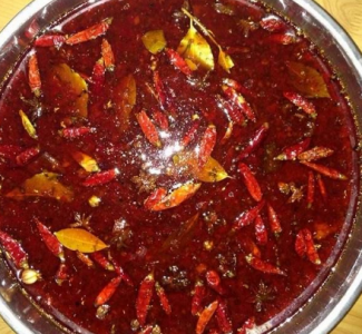 選擇什么樣的火鍋底料批發(fā)工廠(chǎng)會(huì)比較好