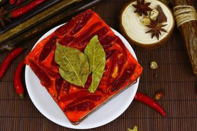 開(kāi)火鍋餐飲店如何找到適合的火鍋底料廠(chǎng)家