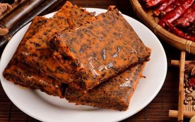 無渣火鍋好吃嗎？哪里有無渣火鍋底料廠家？無渣火鍋底料批發(fā)！