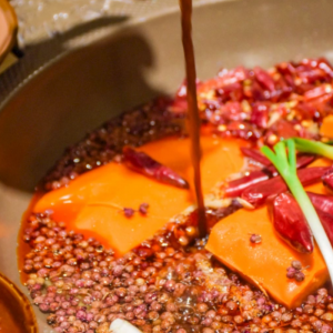 哪能找到正宗重慶火鍋底料廠家，風味不妥協(xié)？